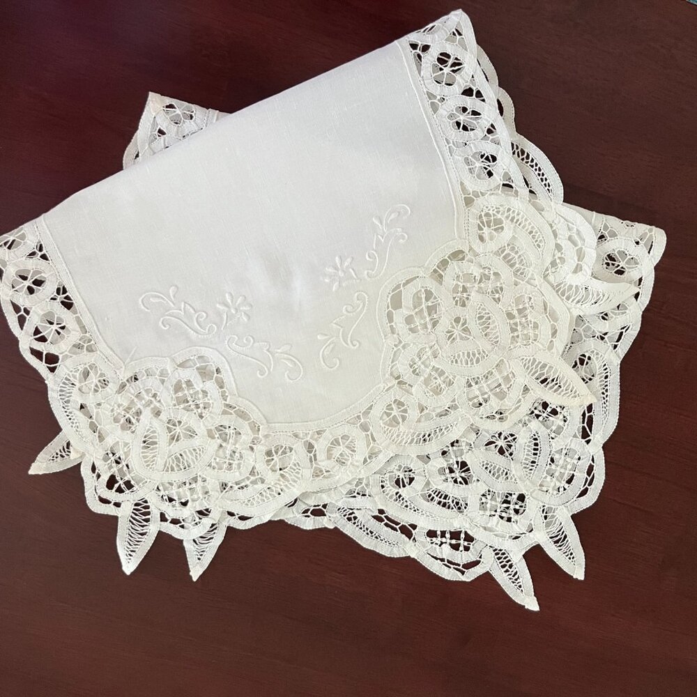 Battenburg Lace Placemat Beige, Embroidered Placemats/Doilies (4)& Runner/ Scarf